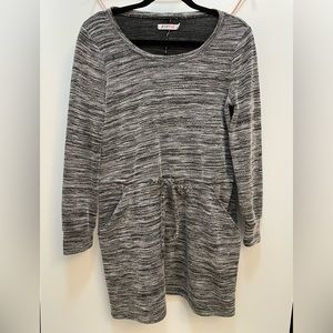 JUSTFAB LONG SLEEVE SWEATER DRESS